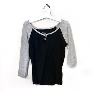 Black and grey top v line